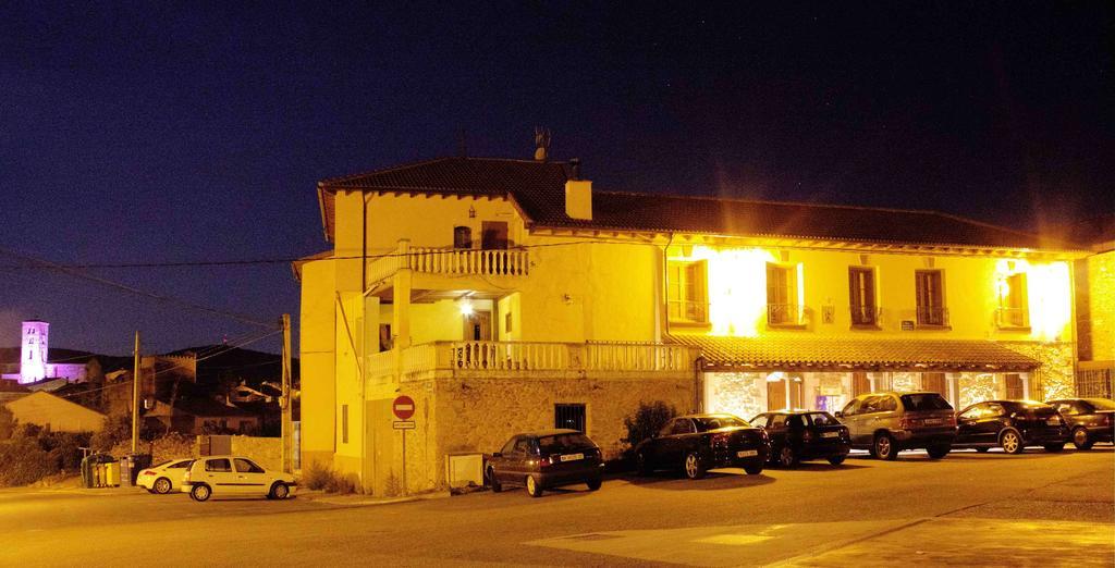 Hotel El Andarrio Buitrago del Lozoya Exterior foto