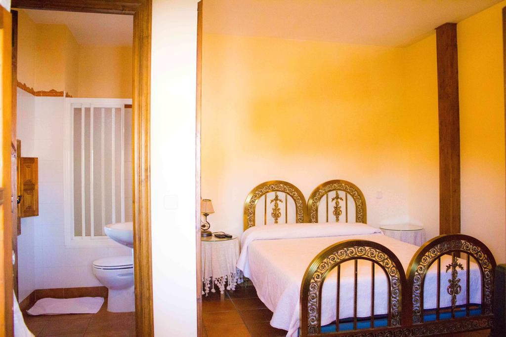 Hotel El Andarrio Buitrago del Lozoya Zimmer foto